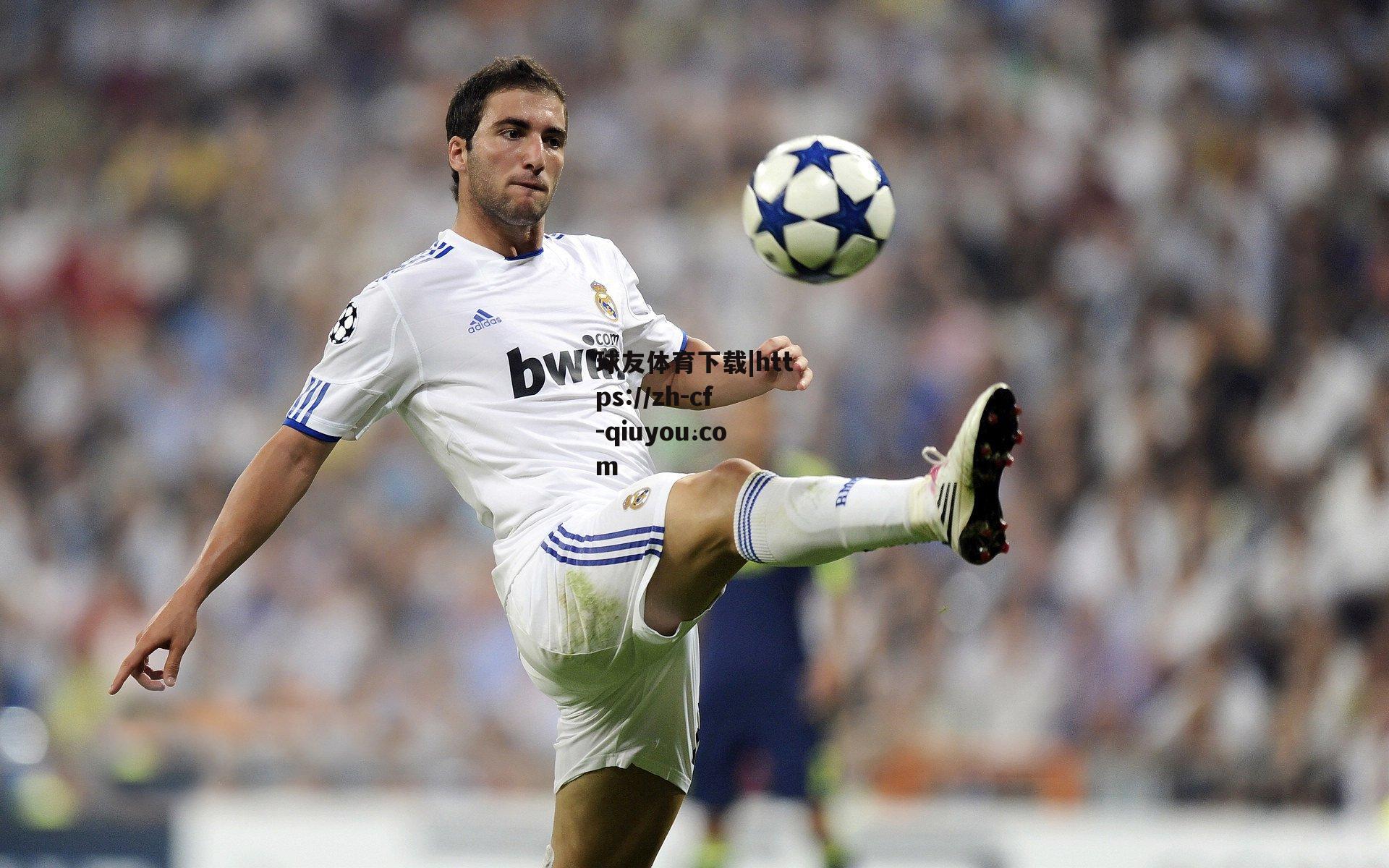 阿尔特塔怒斥判罚标准不一，10人作战也该赢，VAR争议再成焦点